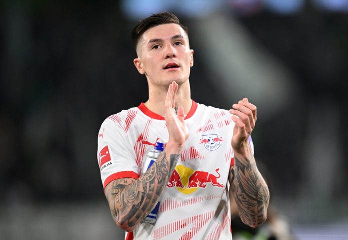 Manchester United Table $98M Bid for RB Leipzig Striker Benjamin Šeško Amid Transfer Battle Manchester United Table $98M Bid for RB Leipzig Striker Benjamin Šeško Amid Transfer Battle