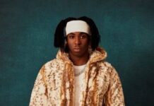 I was arrested, slept at Police Station on my first day in Lagos – Singer Fola