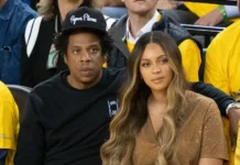 Beyoncé Cut Jay-Z’s Hair On The Yankee Stadium Scoreboard Beyonce and Jay-Z Face Backlash Over Gala Seating Near Ivanka Trump and Jared Kushner