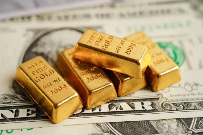 Gold Hits Record Highs as U.S. Government Shutdown Sparks Investor Flight to Safety