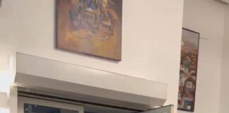 Isabella Reunites with Her Son After Leaving the House