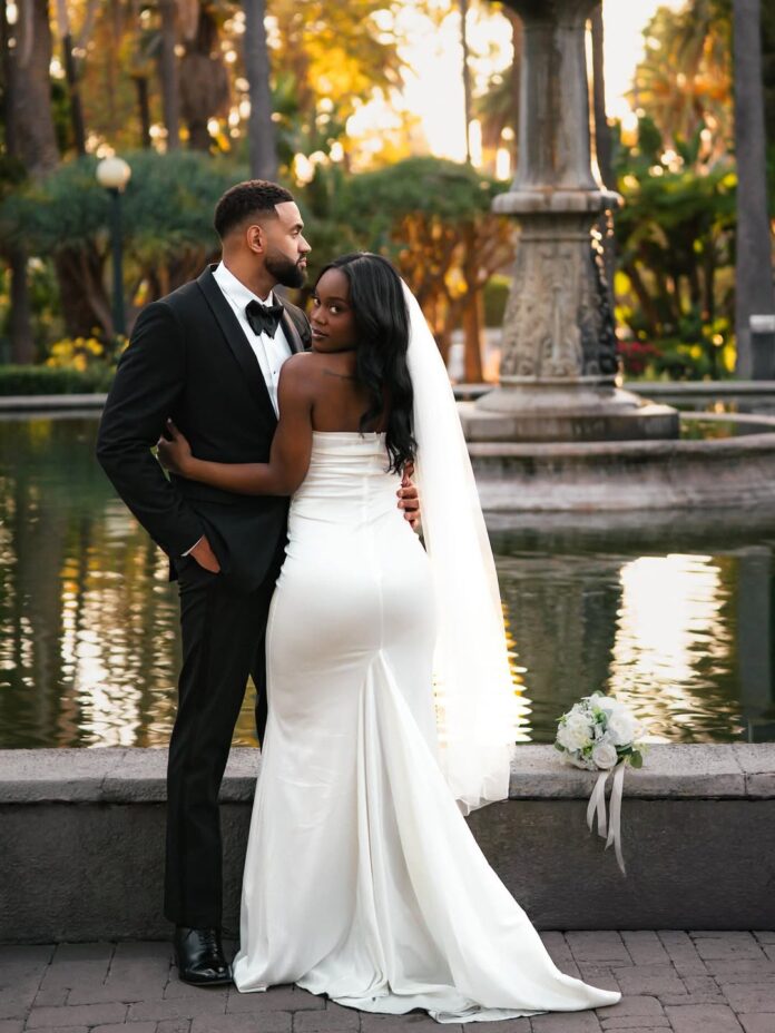 ‘Love Is Blind’ Stars AD Smith and Ollie Sutherland Tie the Knot in Beverly Hills ‘Love Is Blind’ Stars AD Smith and Ollie Sutherland Tie the Knot in Beverly Hills