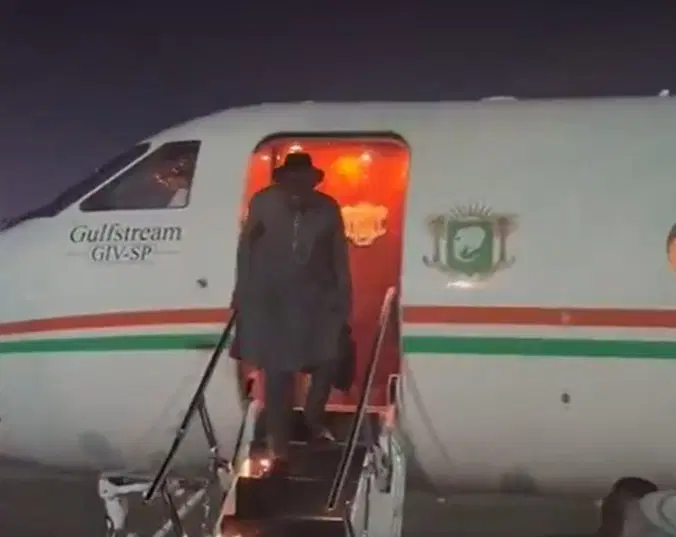 Goodluck Jonathan Safely Returns to Abuja After Evacuation from Guinea-Bissau Coup Goodluck Jonathan Safely Returns to Abuja After Evacuation from Guinea-Bissau Coup