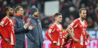 Augsburg Shock Bayern Munich 2–1 to Hand Leaders First League Defeat Since March Augsburg Shock Bayern Munich 2–1