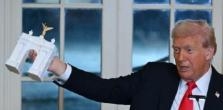 Trump Pushes Ahead With 250-Foot ‘Independence Arch’ Despite Preservation and Air Safety Concerns