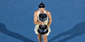 Rybakina Outlasts Sabalenka to Win Dramatic Australian Open Final