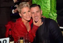 Pink Denies Rumours of Split from Carey Hart
