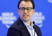 Anthropic Moves Toward Historic IPO, Beating OpenAI to Public Market Filing