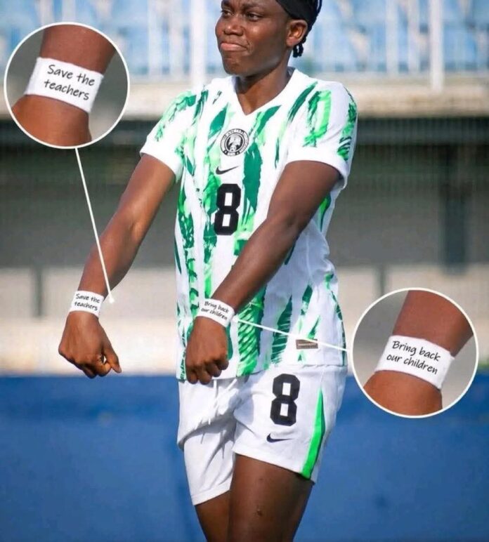 Asisat Oshoala Sends Powerful Message on Oyo Kidnap Crisis After Scoring Against Senegal Asisat Oshoala Sends Powerful Message on Oyo Kidnap Crisis After Scoring Against Senegal